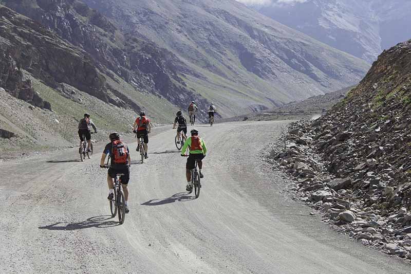 Manali To Leh by Cycle