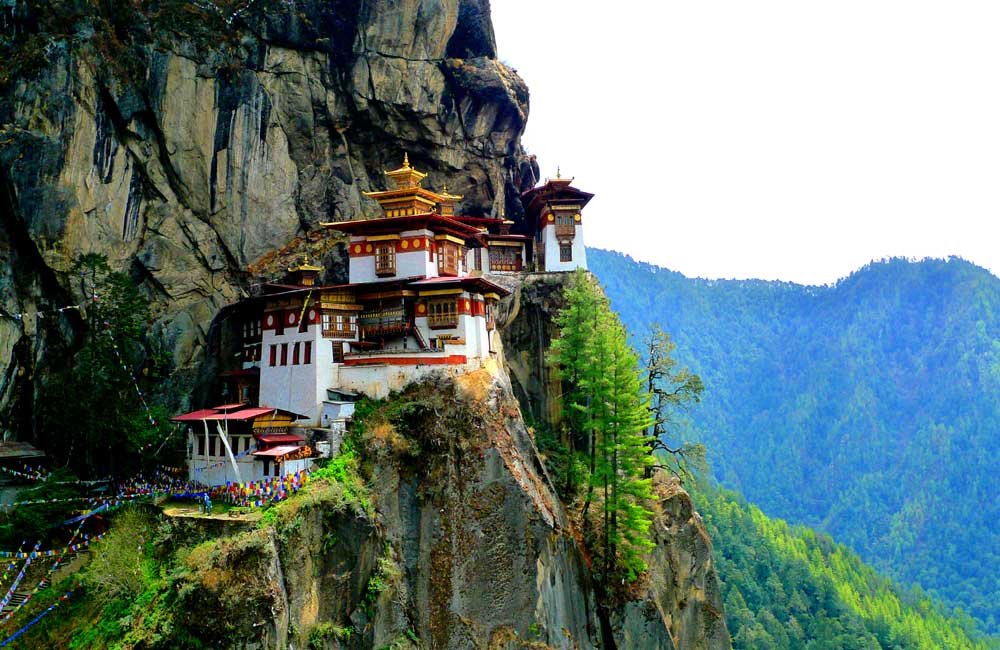 bhutan trip from delhi